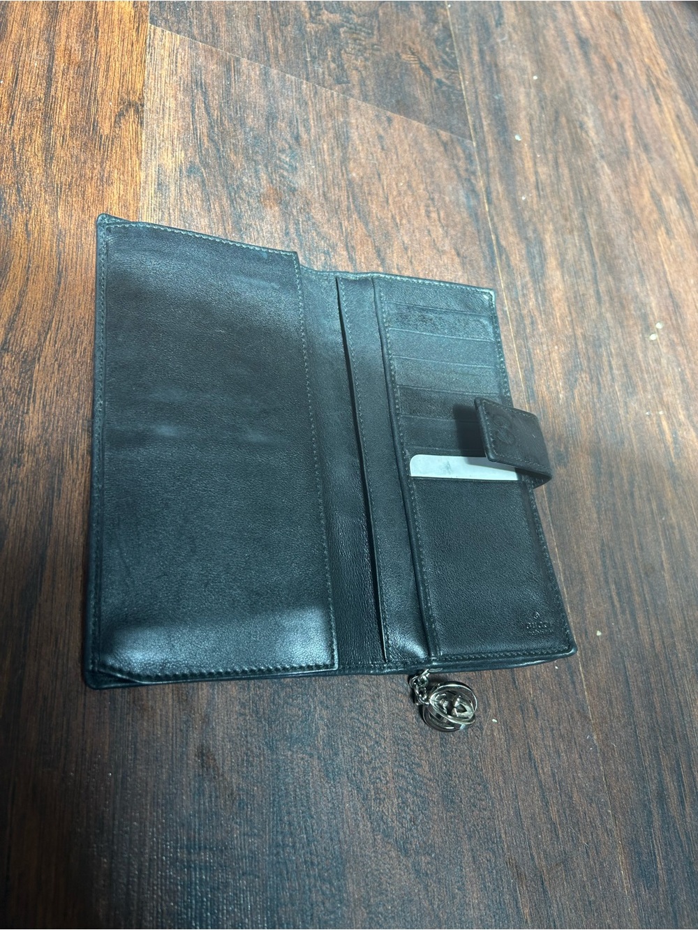 Gucci Black Embossed GG Leather Wallet with Silver Charm - Picture 3 of 7